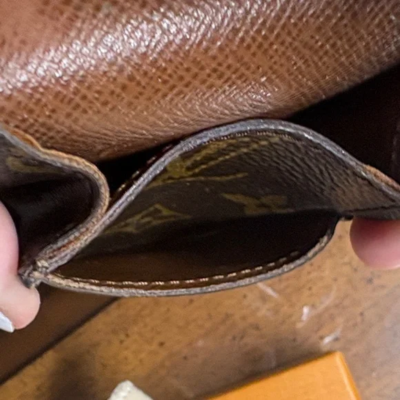 Louis Vuitton Brown Monogram Multi Purpose Case/Holder, Box & Dustbag - Picture 13 of 14